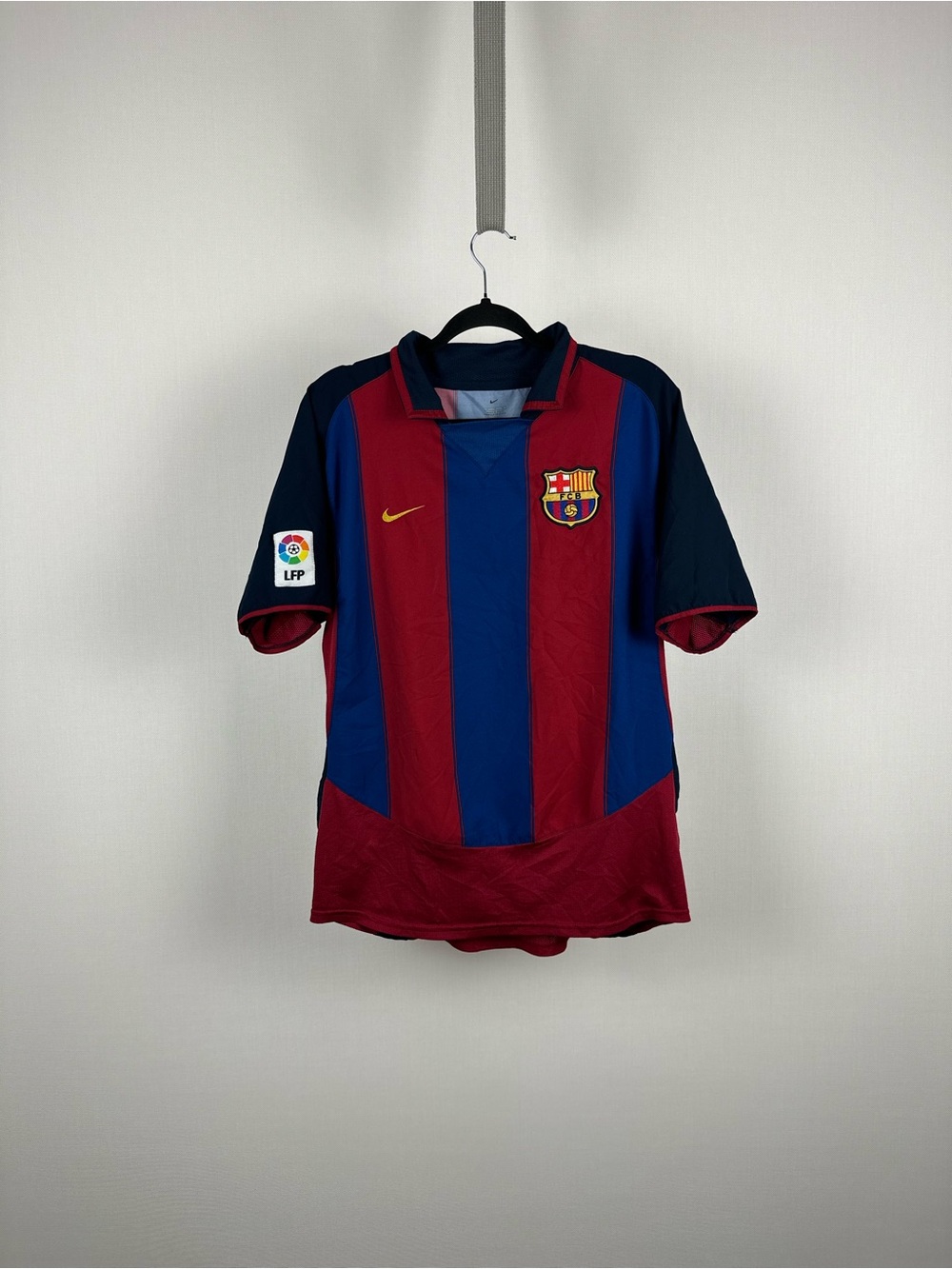 Vintage 2000-01 Nike FC Barcelona Home Soccer Jersey LFP La Liga